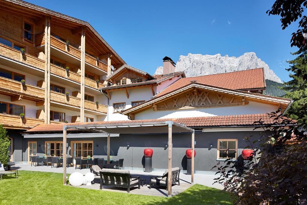 Der Gruene Baum Mountain Boutique Hotel Эрвальд Экстерьер фото